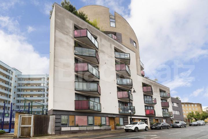 Stunning spacious 1 bed penthouse by Regents Park   Cubitt Court, Park Village East , Camden / Regents Park